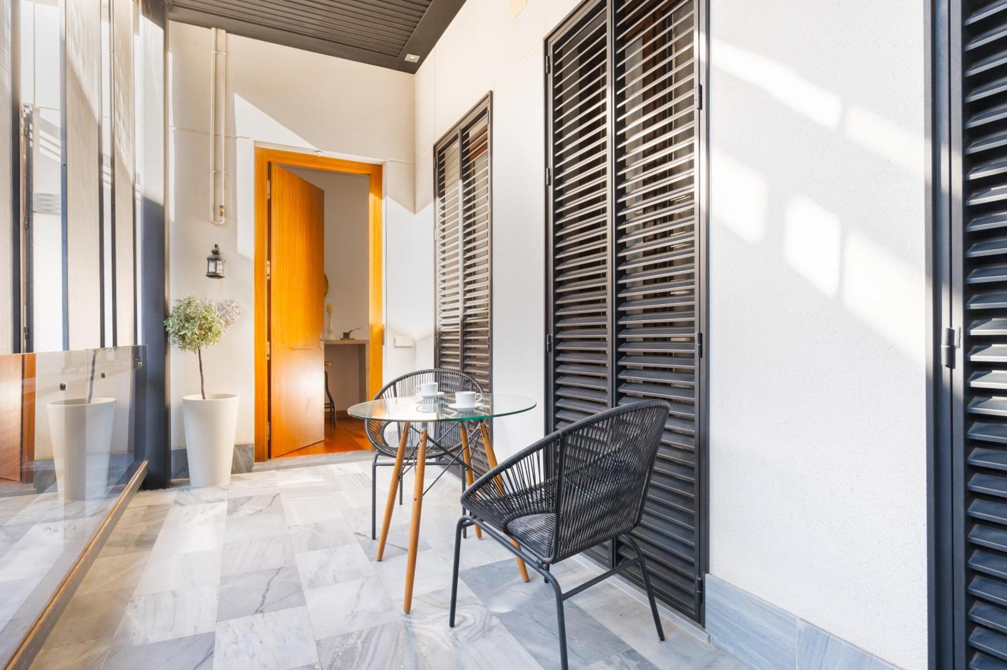 Attic With Terrace- 1Bd 1Bth- Corral Del Rey Sevilha Exterior foto