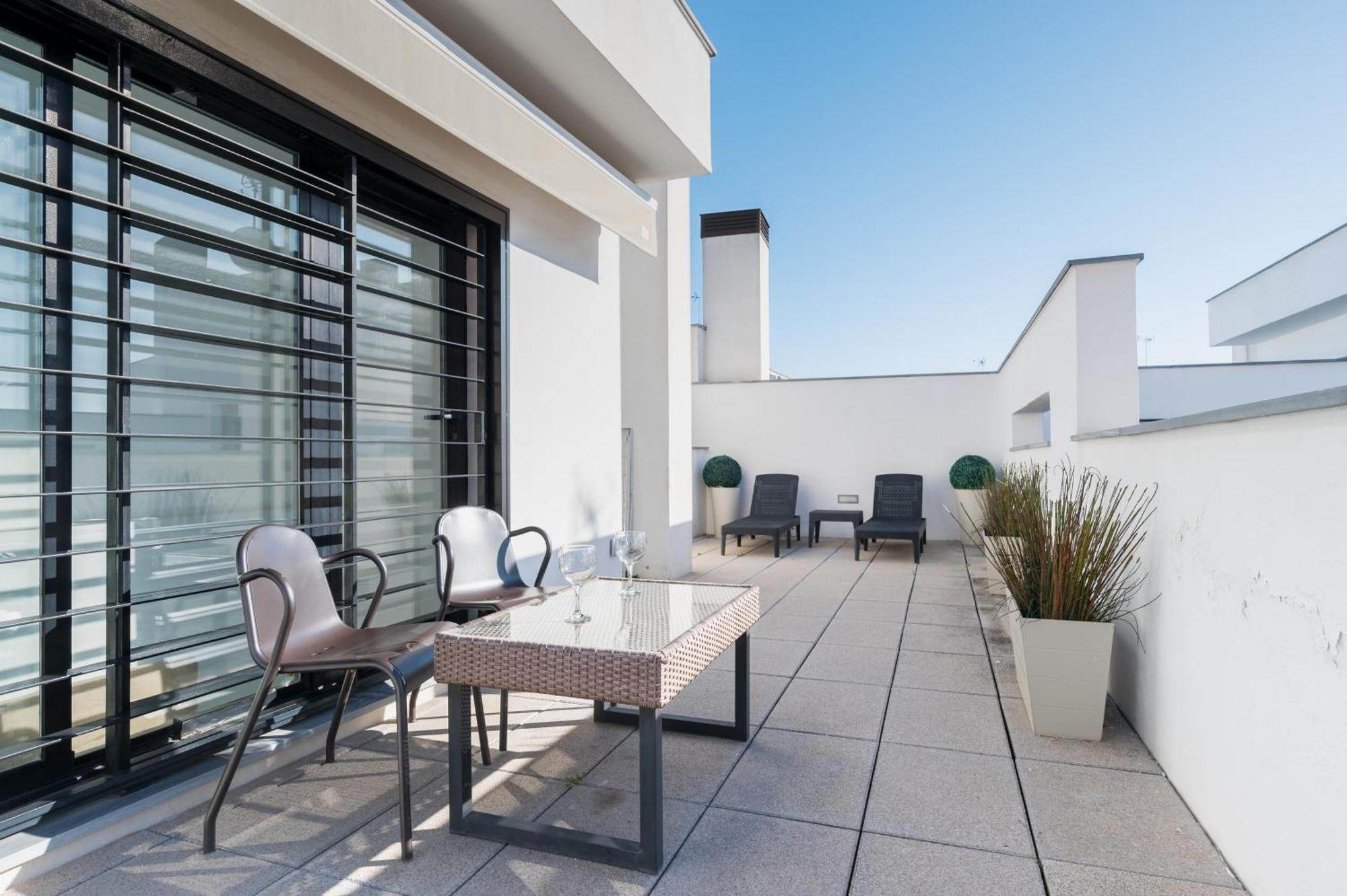 Attic With Terrace- 1Bd 1Bth- Corral Del Rey Sevilha Exterior foto